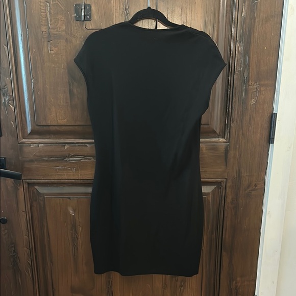 H&M Black Mini Sheath Dress Scoop Neck Cap Sleeves - Picture 4 of 4